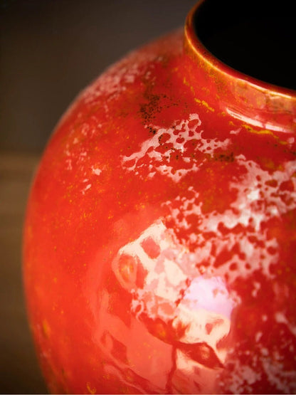 Red Chinese Ceramic Vase Retro National Style Dual-use Floral Vessel for Dried & Fresh Flower Table Decor