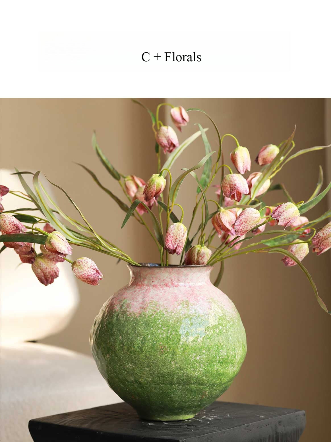 Chinese Aesthetic Gradient Green Ceramic Vase Fresh Floral Vessel for Tea Room Living Room Decor