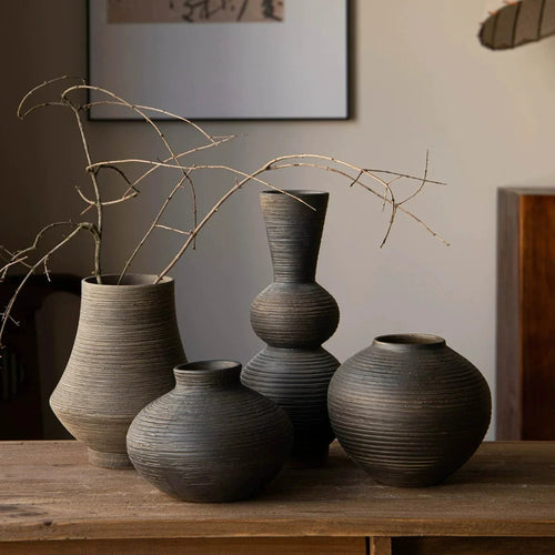 Chinese Wabi Sabi Retro Black Rough Ceramic Vase Tabletop Art Flower Vase for Dining Room Homestay Decor