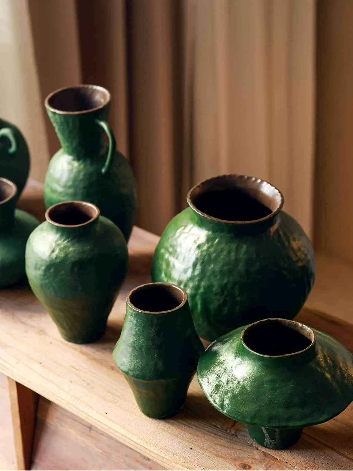 Chinese Zen Green Retro Ceramic Vase Hydroponic Flower Arrangement Ornament for Living Room Homestay Hotel Home Decor