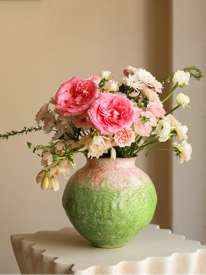 Chinese Aesthetic Gradient Green Ceramic Vase Fresh Floral Vessel for Tea Room Living Room Decor